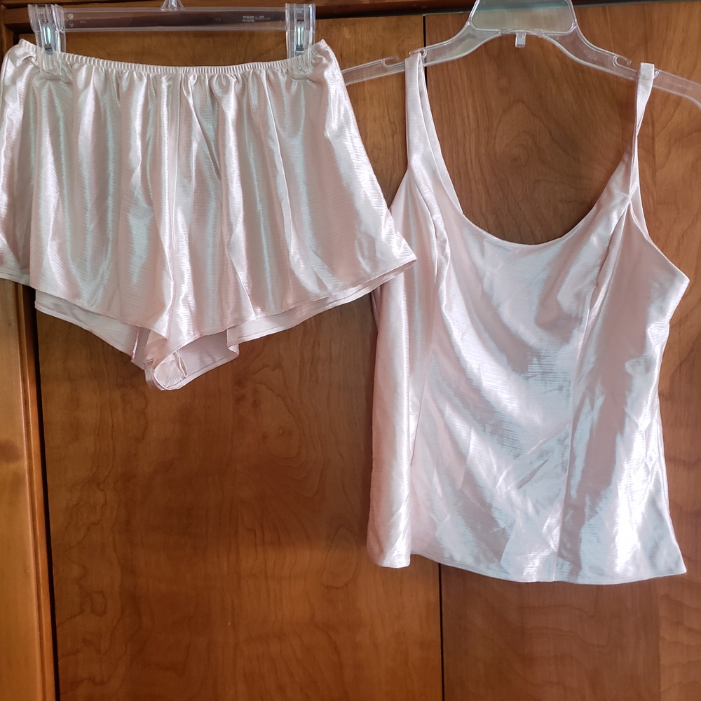 Elegant Satin Pajama Set in Soft Beige